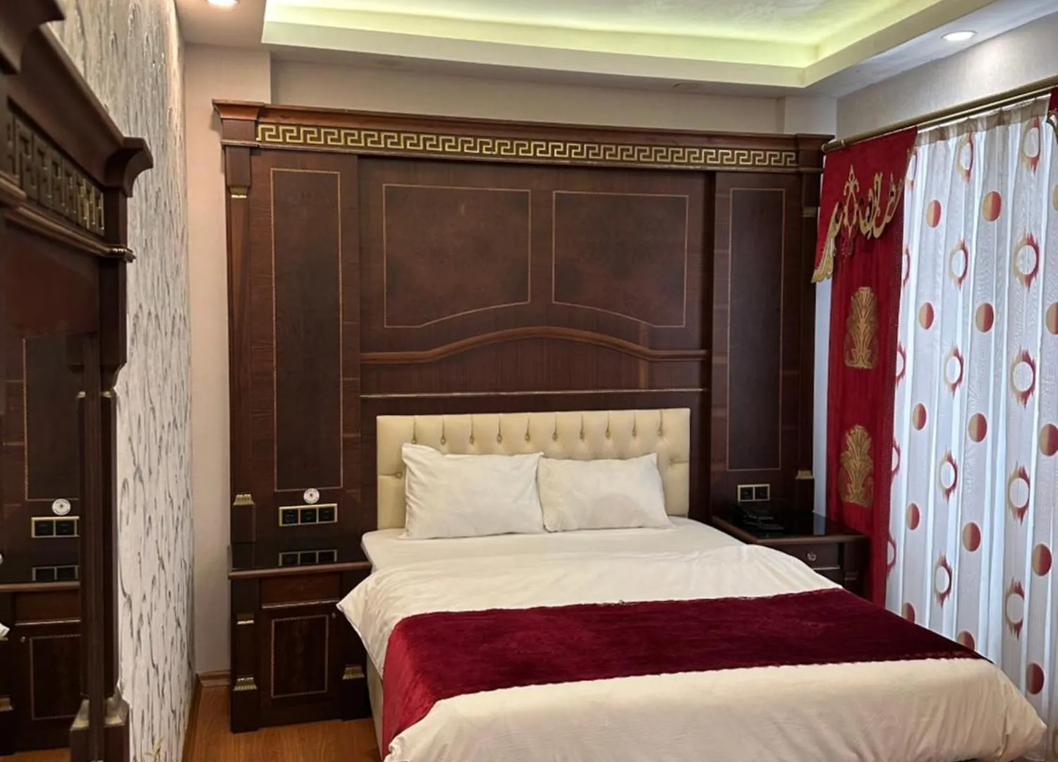 Napolyon Hotel Istanbul